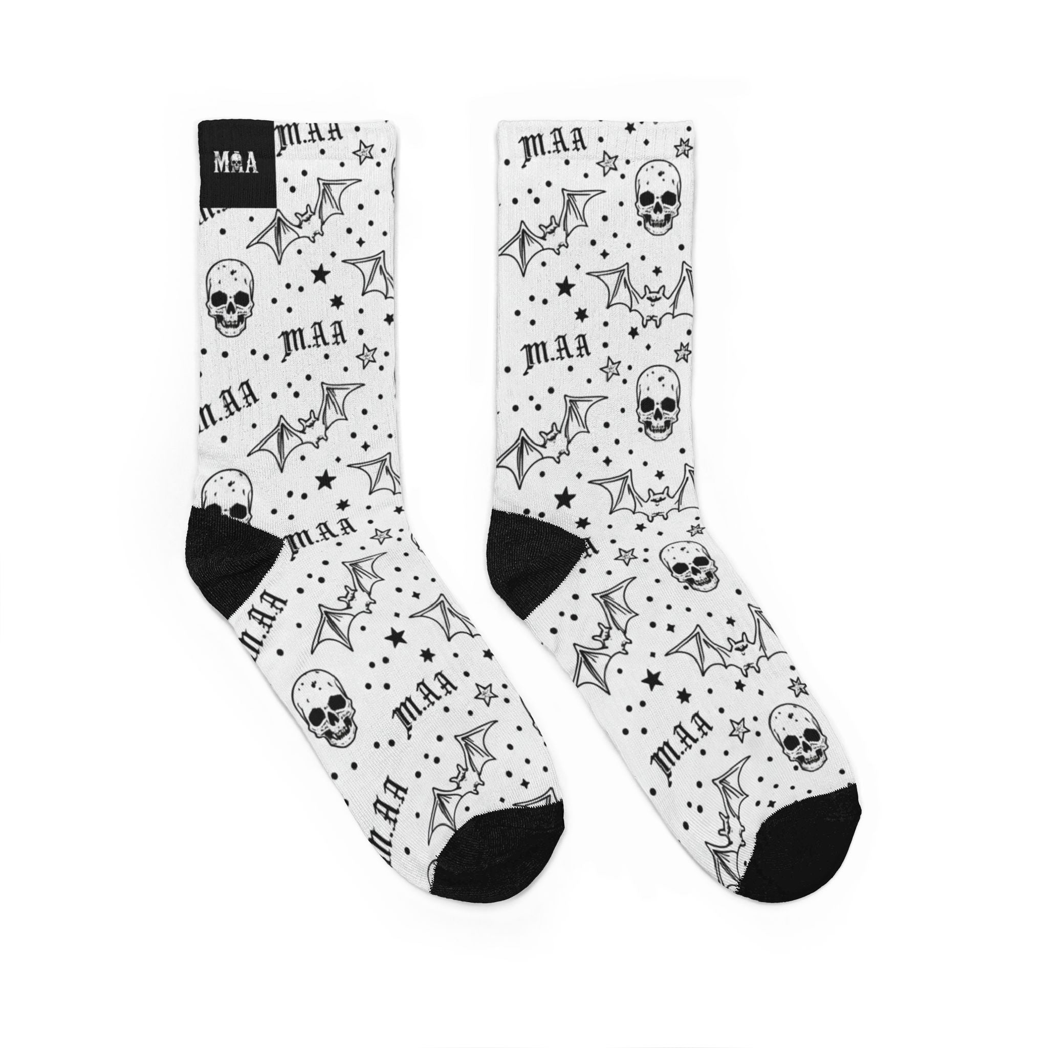 Skull & Bats Crew Socks — Gothic Skull Pattern Padded Crew Socks