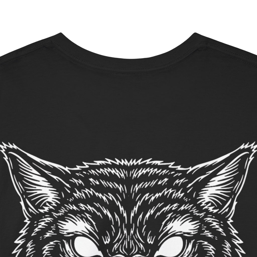 Cat KnowS Tee — ‘The Cat Knows’ Graphic T-Shirt with Mystic Cat & Roaring Back Print