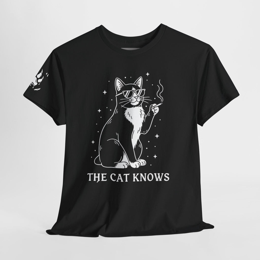 Cat KnowS Tee — ‘The Cat Knows’ Graphic T-Shirt with Mystic Cat & Roaring Back Print